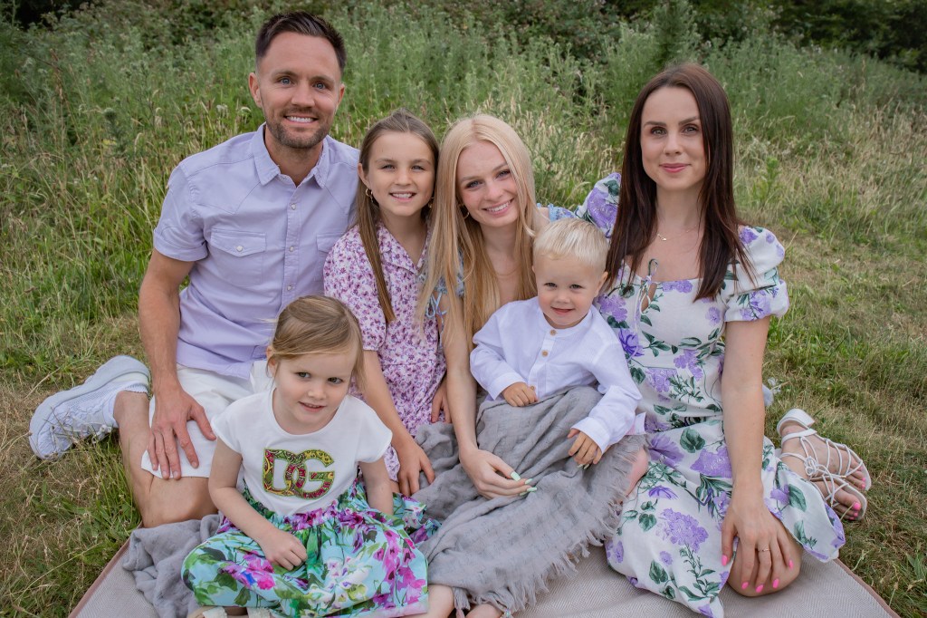 5 Reasons you should invest in professional family&nbsp;photoshoots